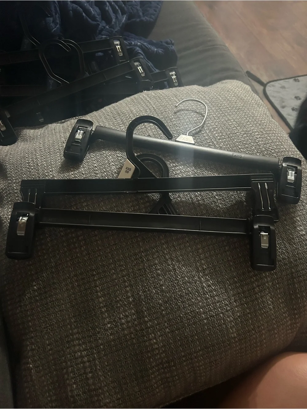 Set of 5 Black Plastic Clip Hangers